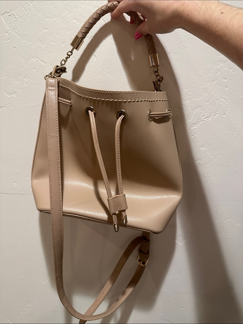 Urban Expressions Beige Drawstring Bucket Shoulder Bag